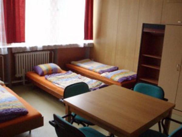 Hostel Monty Říčany Екстериор снимка